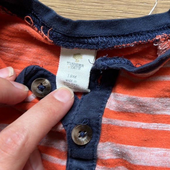 Two boys 18-24 month long sleeve shirt - Picture 3 of 5